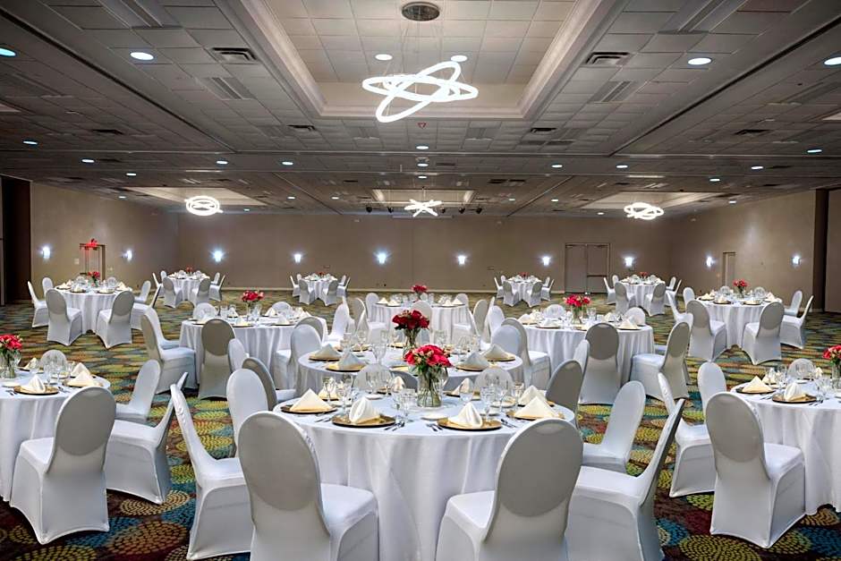 Holiday Inn Express Janesville-I-90 & US Highway 14 By IHG