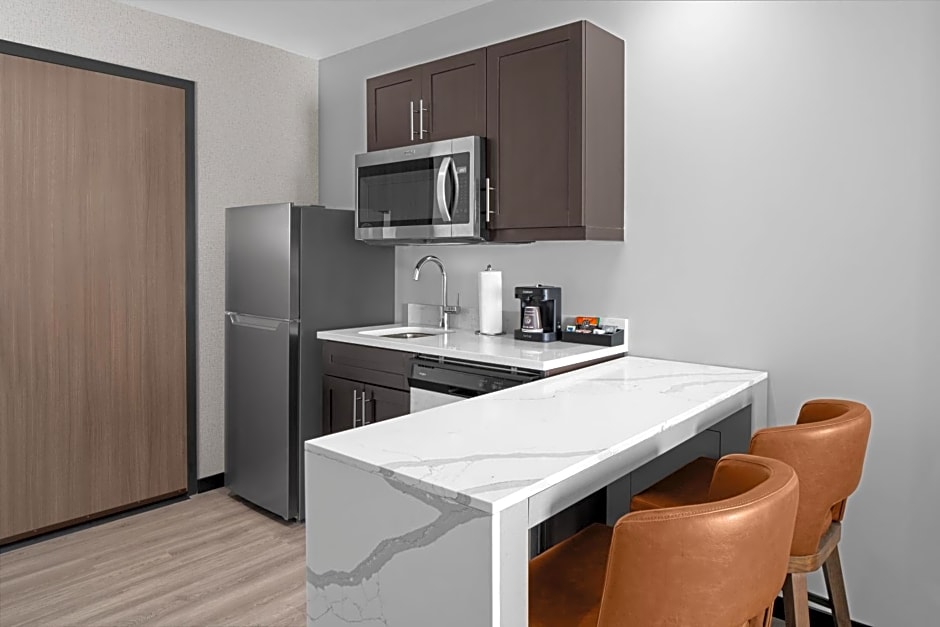 Homewood Suites by Hilton Charlotte Uptown First Ward