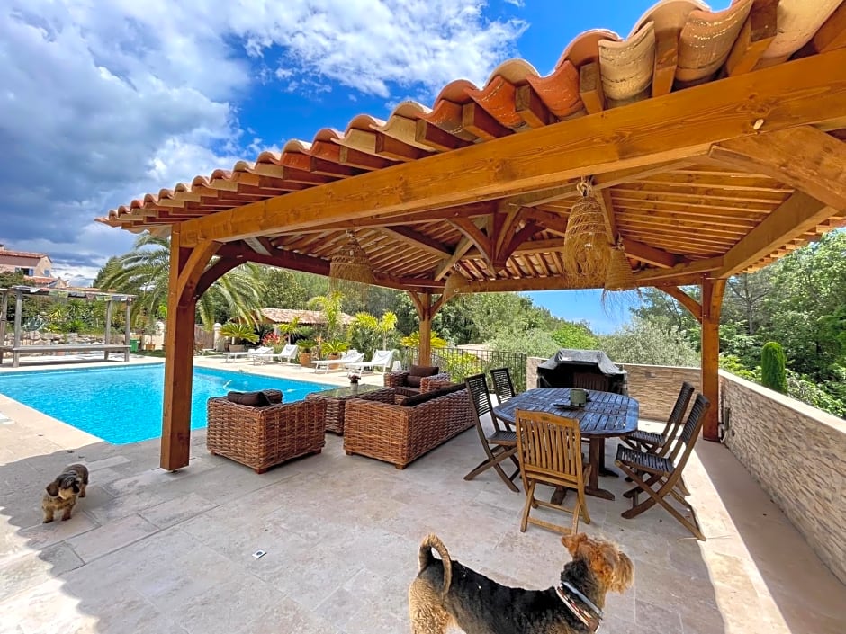 B&B Villa Ganesh – Le Rouret, CT