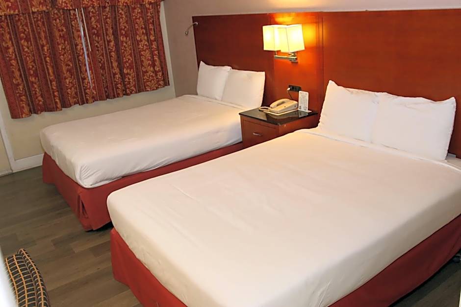 Town and Country Inn