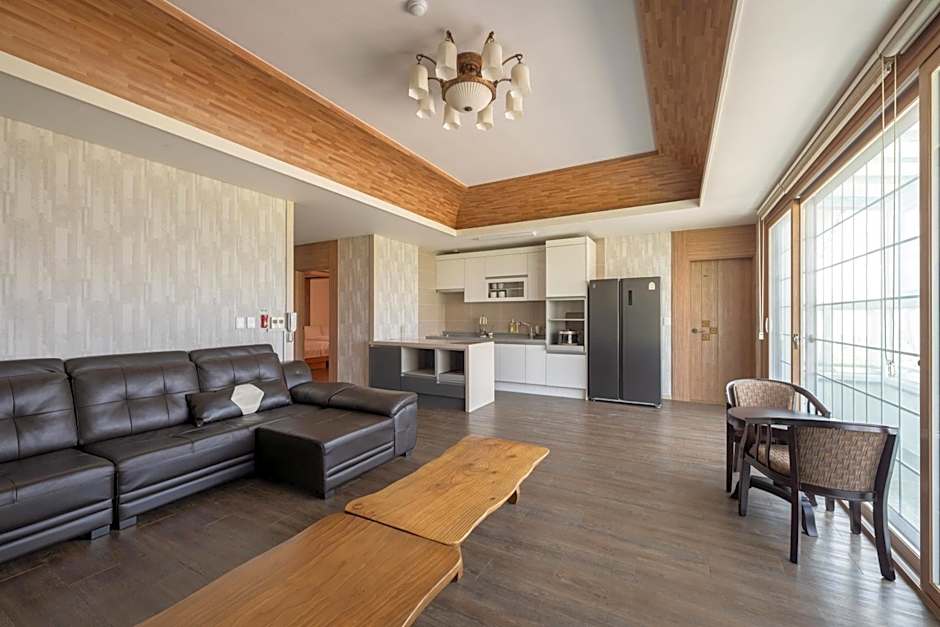 Gyeongju Hotel Check-in Bulguk