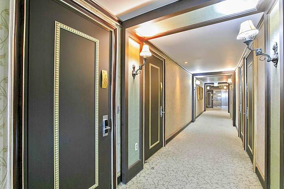 Hotel Wiz