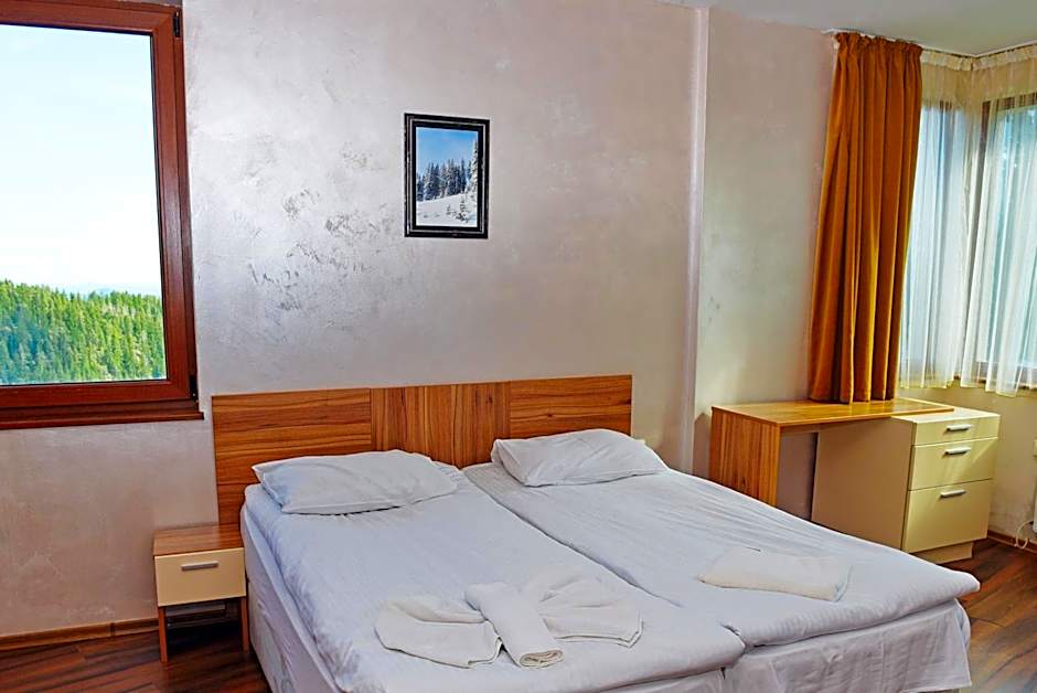 Forest Nook Aparthotel