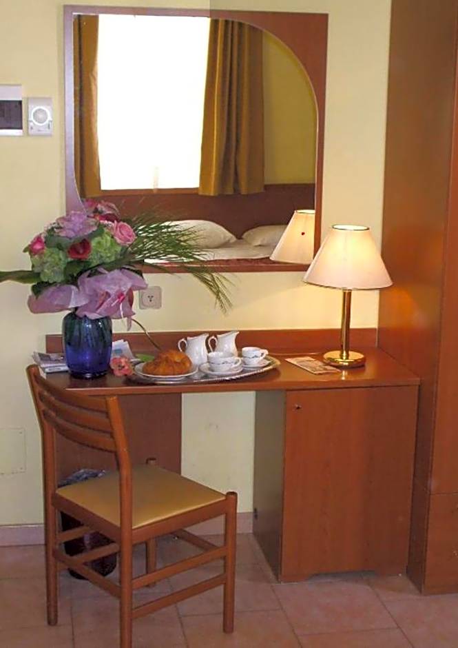 Hotel Innocenti