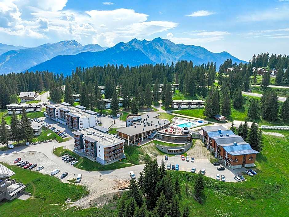 Belambra Clubs Les Saisies - Les Embrunes - Ski pass included