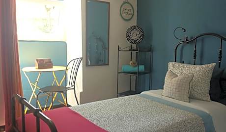 Single Room with Shared Bathroom