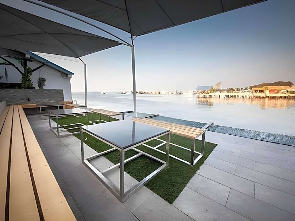 Baan Tah On The Sea