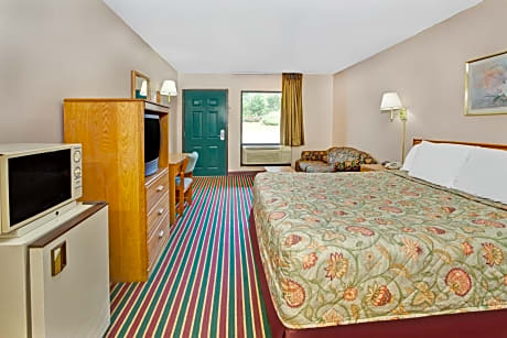1 King Bed Accessible Room Non-Smoking