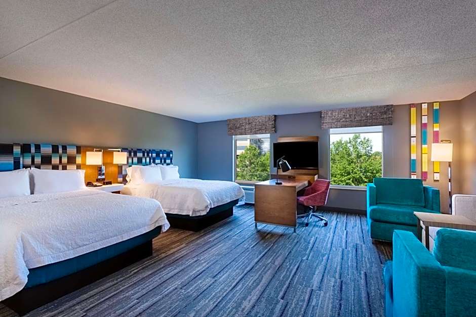 Hampton Inn By Hilton & Suites Herndon-Reston