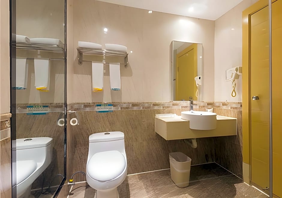 City Comfort Inn Zhuhai Fisher Girl Qinglv Road Seaside Swimming Field