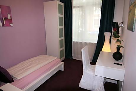 Economy Single Room