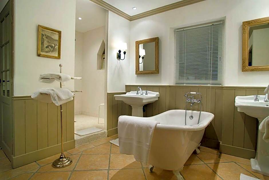 Château de Courban and Spa Nuxe