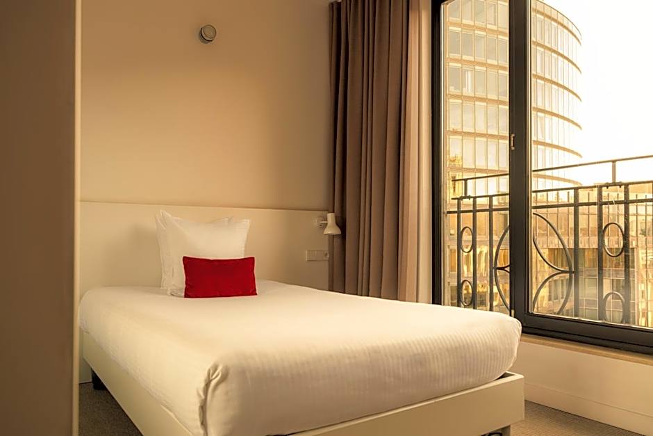 9Hotel Central