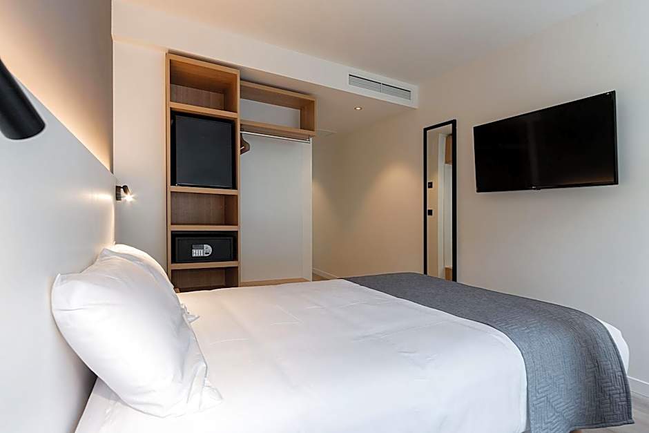 Hotel Distrito Oeste