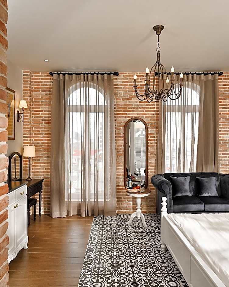 THE LUNA - Boutique Hotel