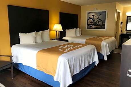 Queen Room with Two Queen Beds - Non-Smoking