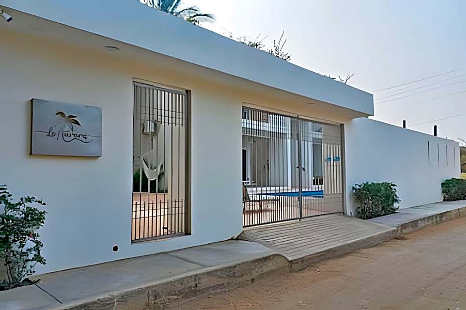 La Aurora Puerto Escondido