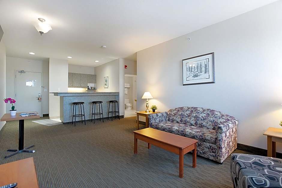 Lakeview Inns & Suites - Okotoks