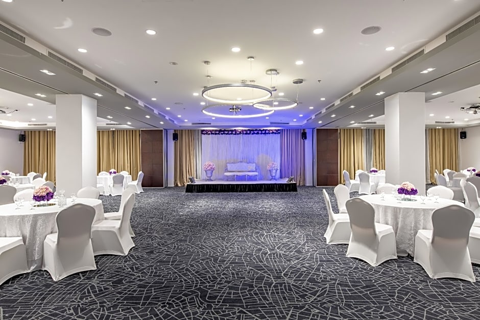 Radisson Hotel & Apartments Dammam Industrial City