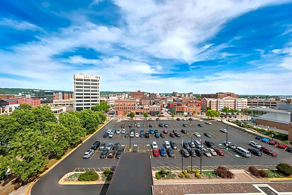 Radisson Hotel La Crosse