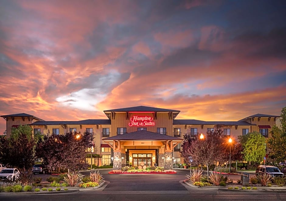 Hampton Inn By Hilton & Suites Windsor Sonoma Wine Country