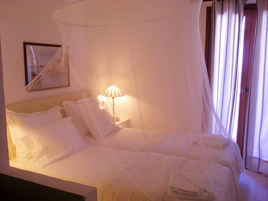 Captain's House Hotel