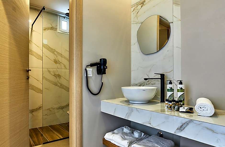 Lotus Rise Hotel - Adults Only