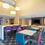 La Quinta Inn & Suites by Wyndham Las Vegas Nellis