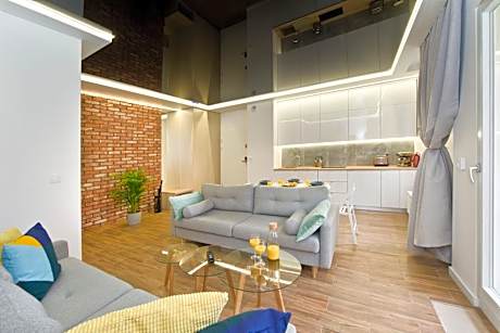Deluxe Apartment 108