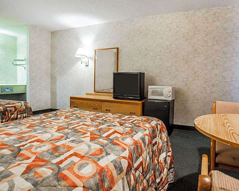 Econo Lodge Jefferson City