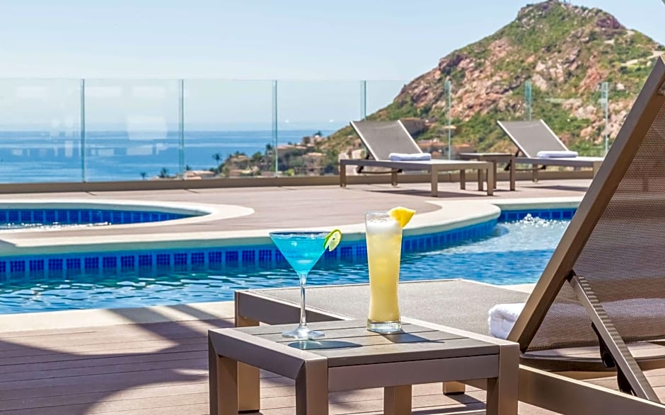Hampton Inn & Suites by Hilton Los Cabos