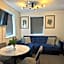 Adam Court Apartments - PE1 - Contractor Friendly - Choice of Studios or 1 Bed Apartments - Free Parking - Sofa Beds - Sky TV - Full Kitchen - Washer Dryer - WiFi