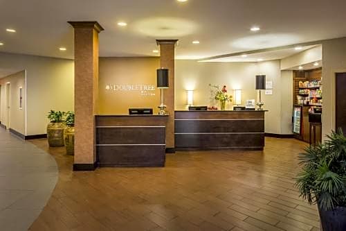 DoubleTree by Hilton Hotel Raleigh - Brownstone - University