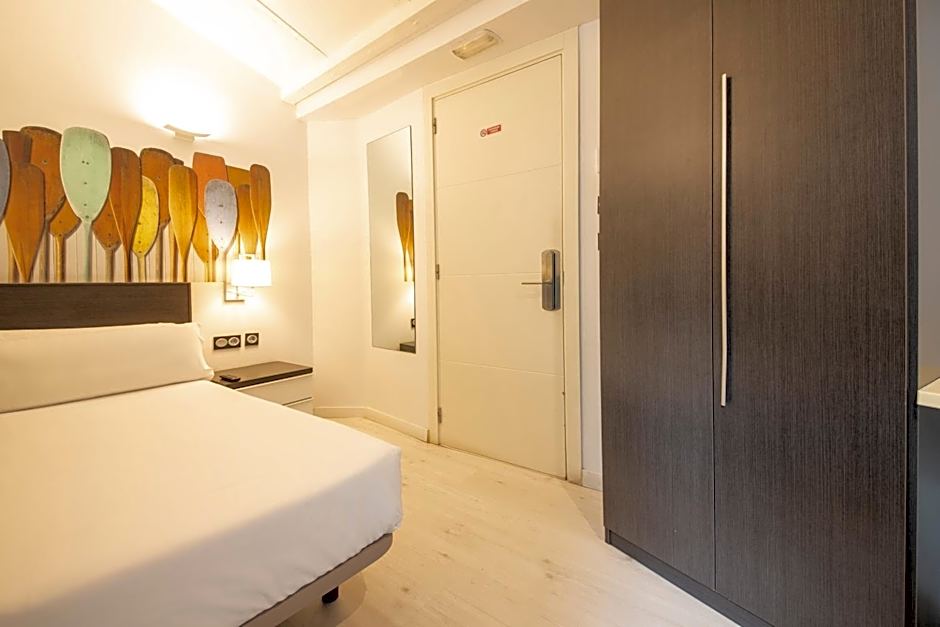 Punta Monpas Hotel