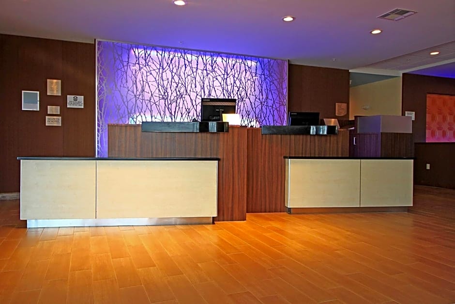 Fairfield Inn & Suites by Marriott London