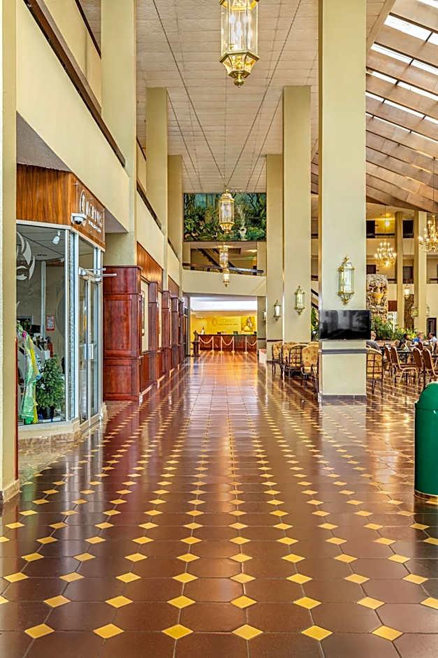 Copantl Hotel & Convention Center