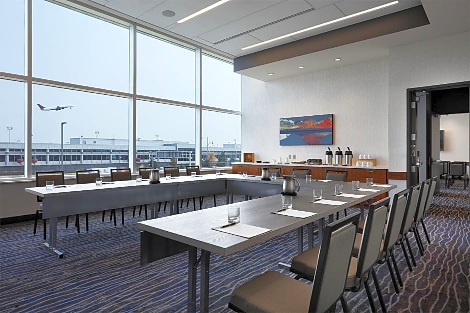 Intercontinental Minneapolis - St. Paul Airport By IHG