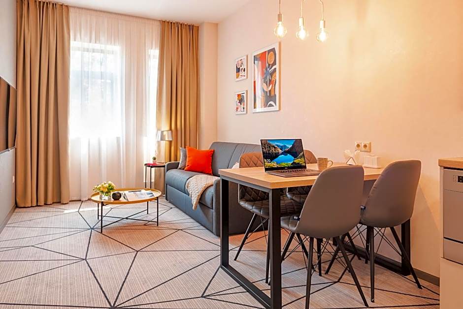 City Park Apart Hotel by CHM