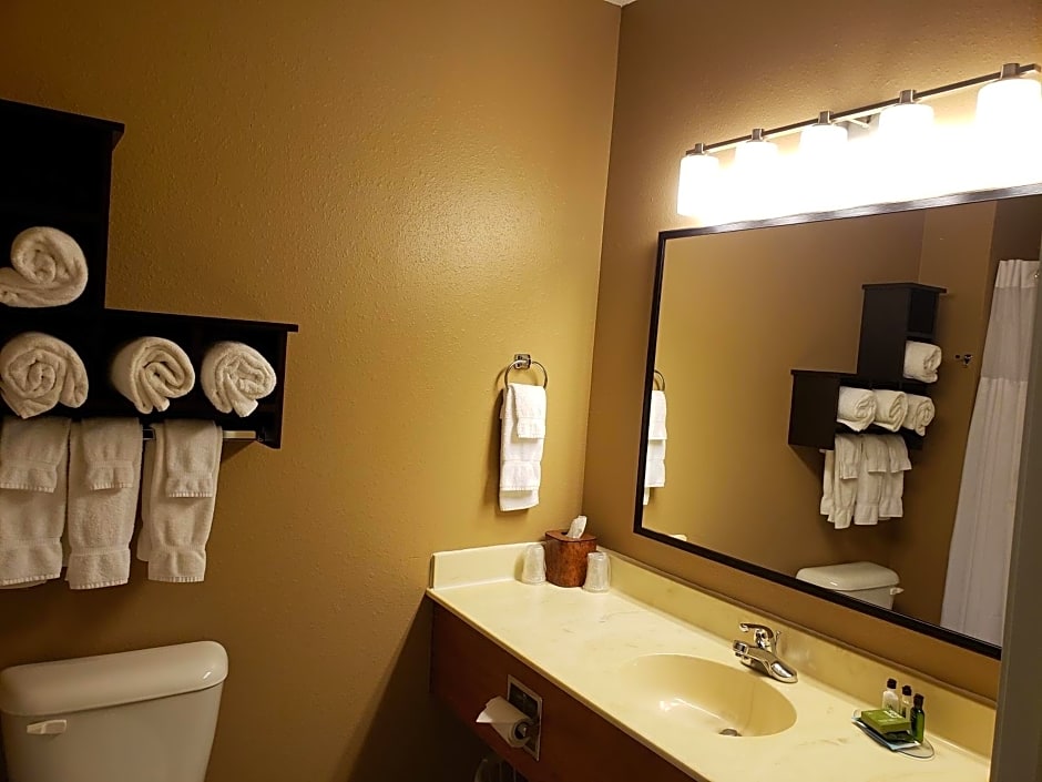 GrandStay Residential Suites Hotel - Eau Claire