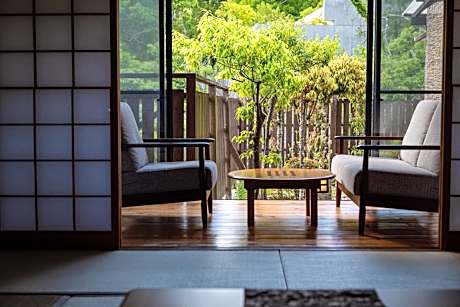 Deluxe Japanese-Style House - Annex with Open-Air Bath