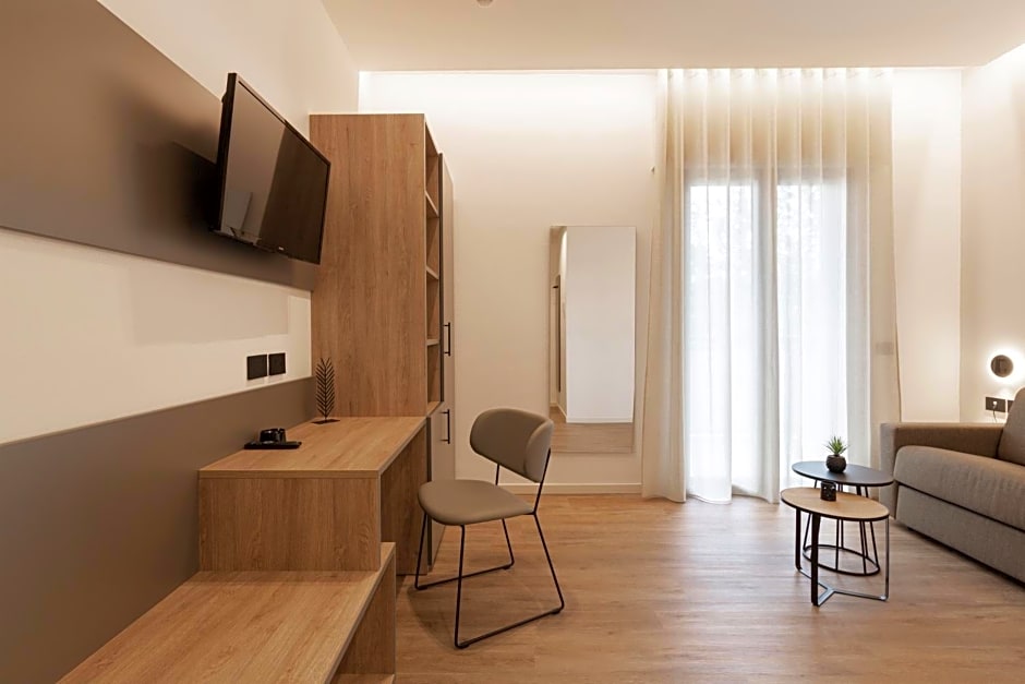 Renzo Hotel