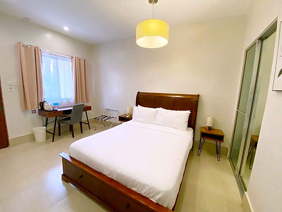 Harman Suites Moalboal