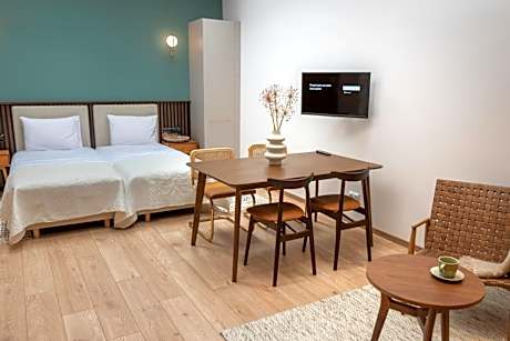 Studio with Sofa Bed