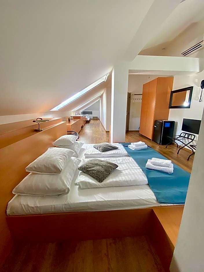 Boutique Hotel & Event Center