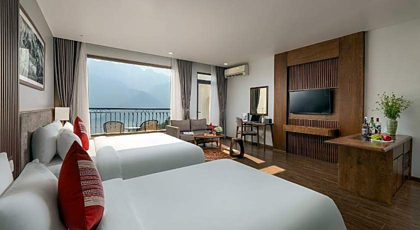 DeLaSol Sapa - Central Boutique Hotel