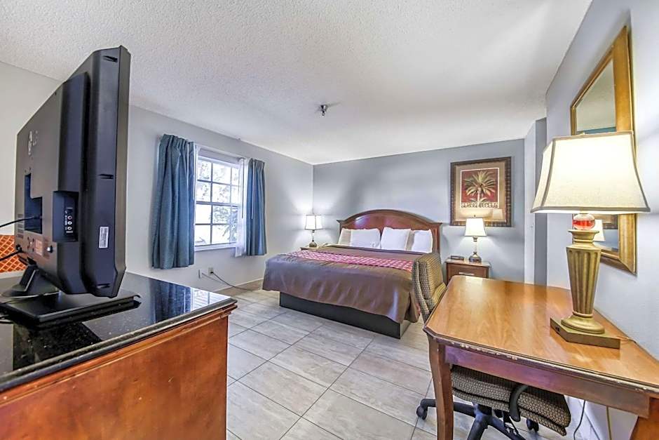 Rodeway Inn & Suites Haines City