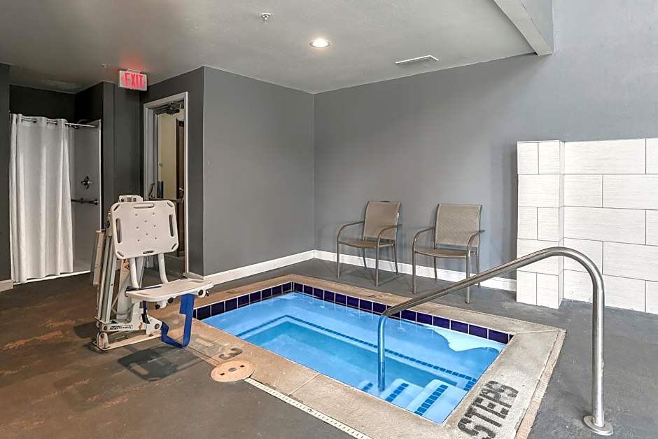 Baymont by Wyndham Bowling Green