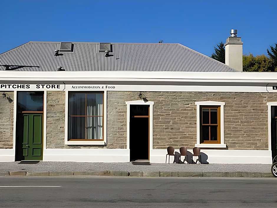 Pitches Store Accommodation