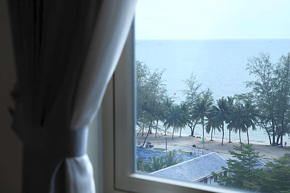 Sea Breeze Hotel & Villa