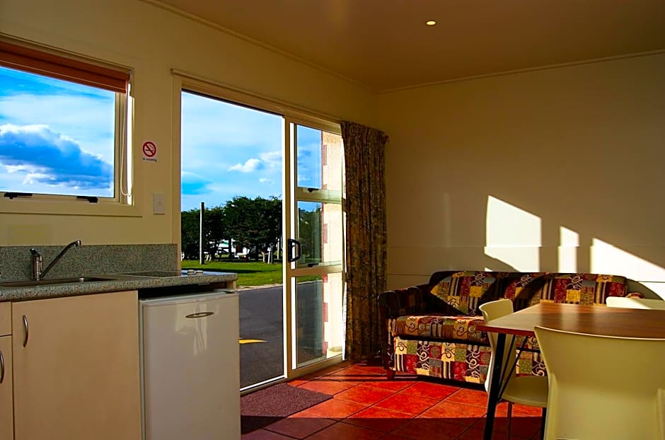 Dunedin Holiday Park